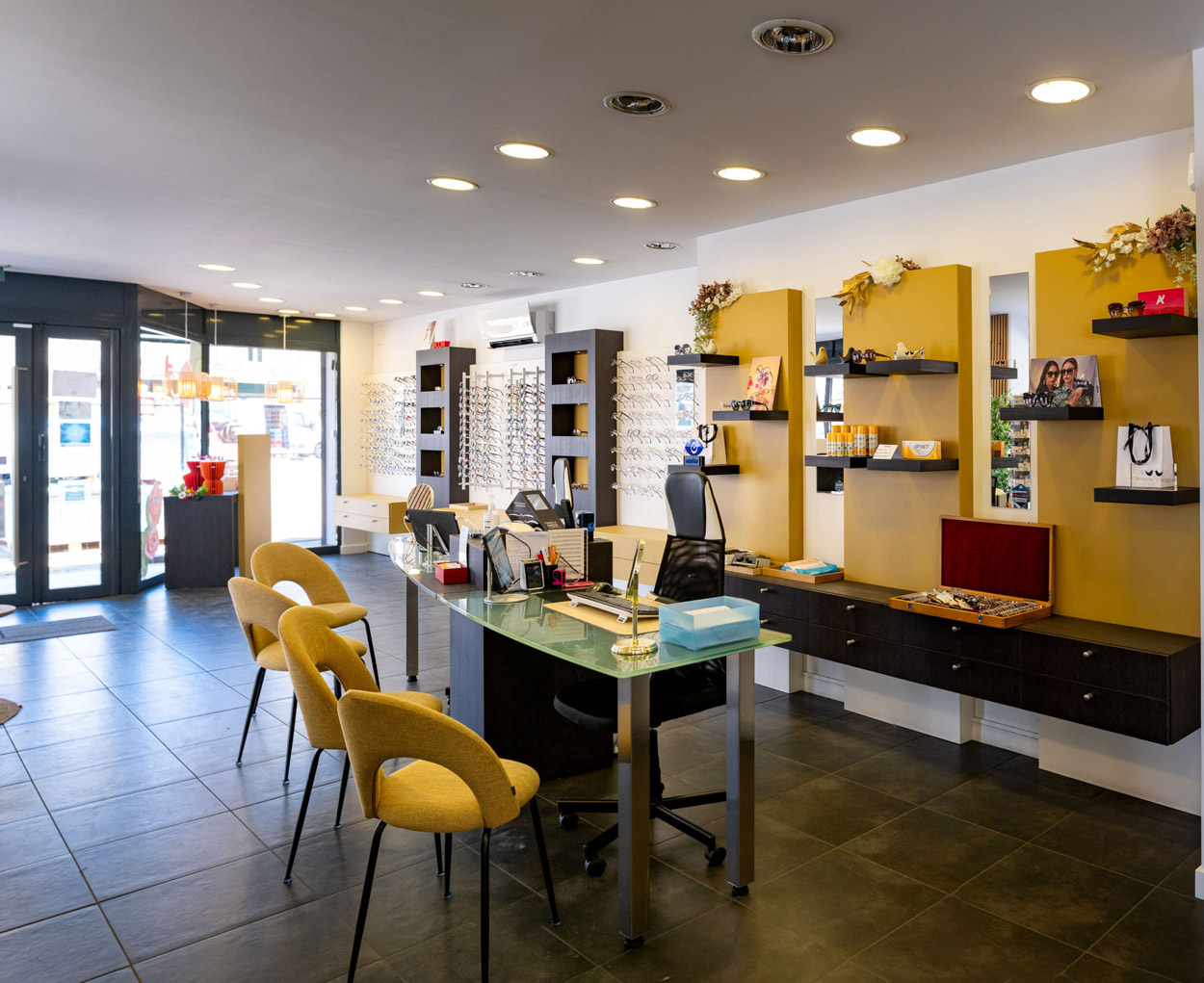 Bilan visuel 09, Bilan visuel Saint-Girons, Couserans Optic 09, Couserans Optic Saint-Girons, Lunette 09, Lunette Saint-Girons, Optic 09, Optic Saint-Girons, Opticien 09, Opticien Saint-Girons